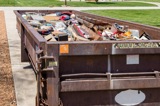Best Retail Junk Removal  in Starkville, MS